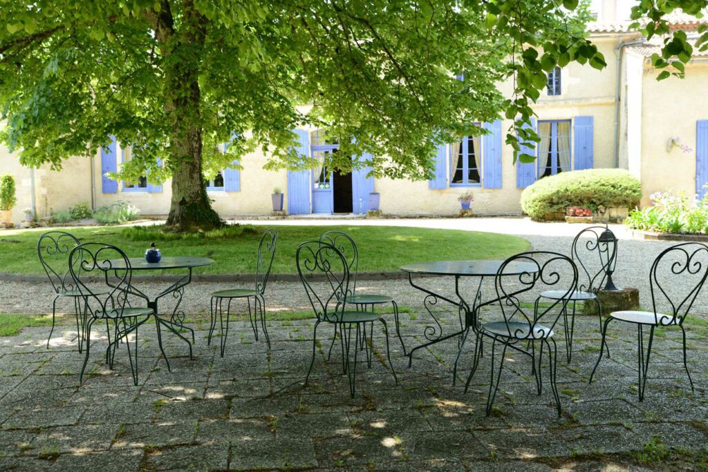 Luxe calme maison en pierre - cure detox végétale cure de jeûne et randonnée Aquitaine entre Bordeaux et Royan Origine Soleil