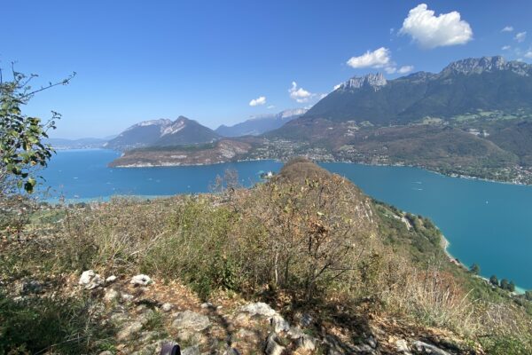 Vue du lac depuis le Taillefer, Duingt