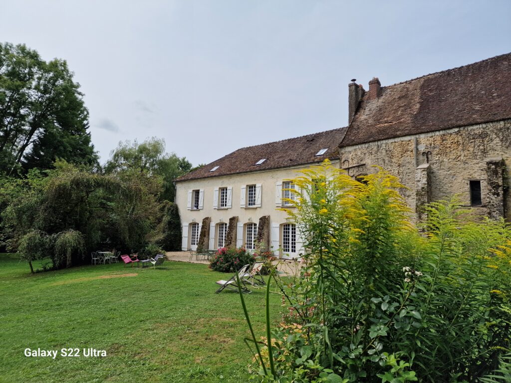 Vue de profil du Petit Mauvières