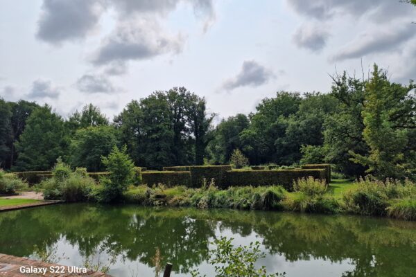 Vue du parc de Mauvières 1