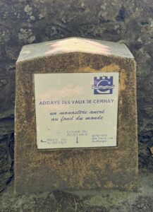 Borne Abbaye des Vaux de Cernay